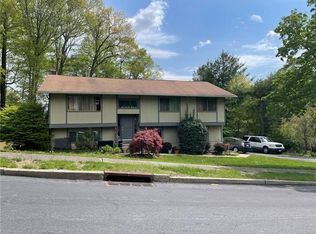 6 Briarcliff Rd, New City, NY 10956