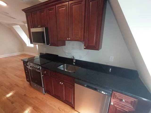 96 Morse St #2 — Photo 2
