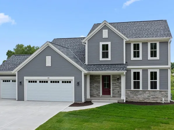 348 Sweetwater BOULEVARD #Lt2, Port Washington, WI 53074
