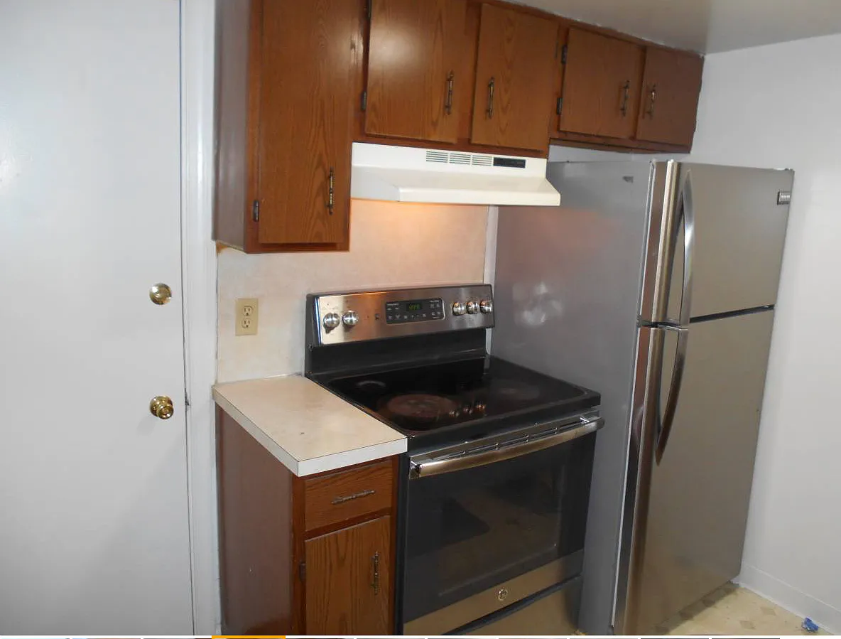 Turner Street Apartments — Photo 4