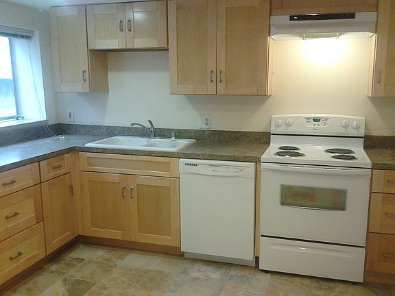 5th image of 19614 80th Ave W #B