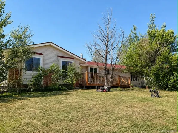 43554 Stampede Court, Elizabeth, CO 80107