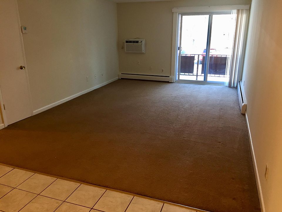 1st image of 25 Morton St APT 212