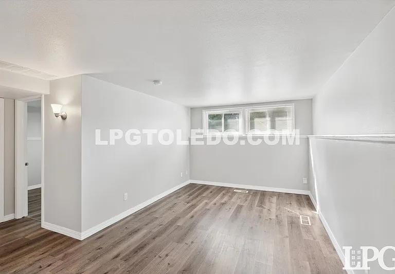 3145 Sherbrooke Rd — Photo 12