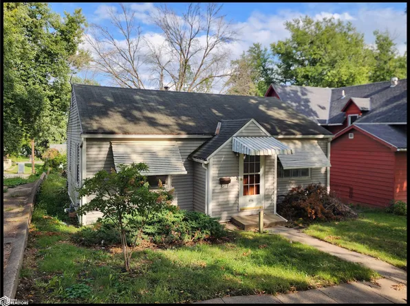 906 Poplar St, Atlantic, IA 50022