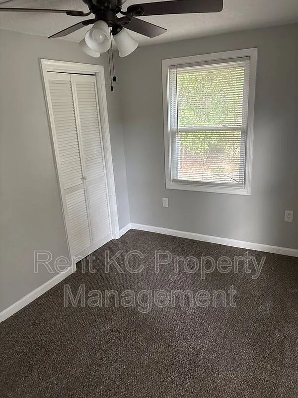 2 bed, 1.0 bath, 832 sqft, $1,250 — Photo 4