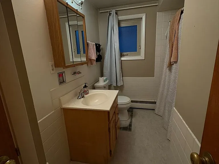 914 Grand Ave — Photo 3