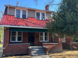 215 8th Ave W, Huntington, WV 25701