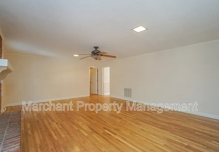 49 Cobblestone Rd — Photo 15