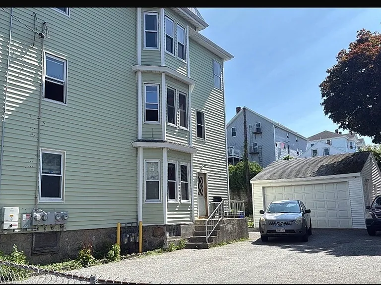 119 Robeson St #2 — Photo 2