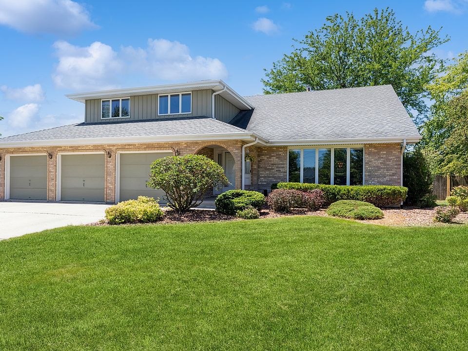 1st image of 8318 Heather Ct