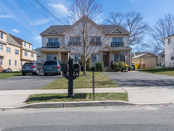 2nd image of 557 Warren Ave