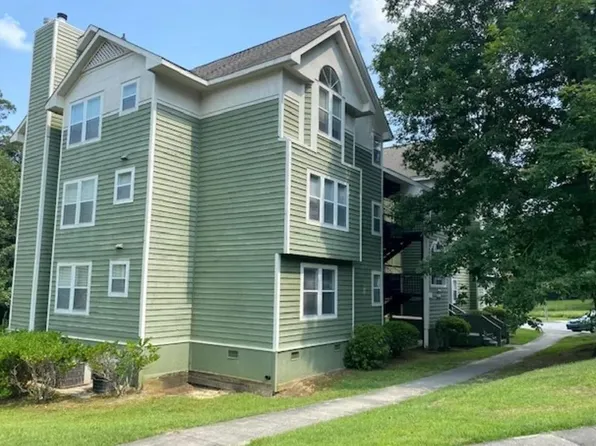 6720 Willowbrook Dr APT 5, Fayetteville, NC 28314