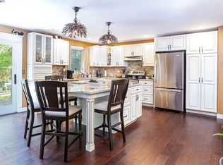 1818 Roosevelt St #1818, Little Chute, WI 54140