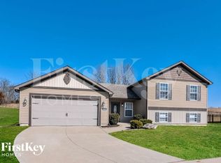 1604 Spring Mill Dr, Wentzville, MO 63385