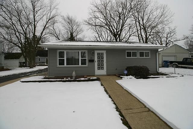 1st image of 135 Dorsetshire Dr