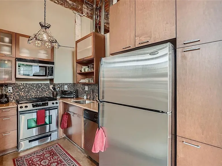 170 Boulevard SE #101F — Photo 6
