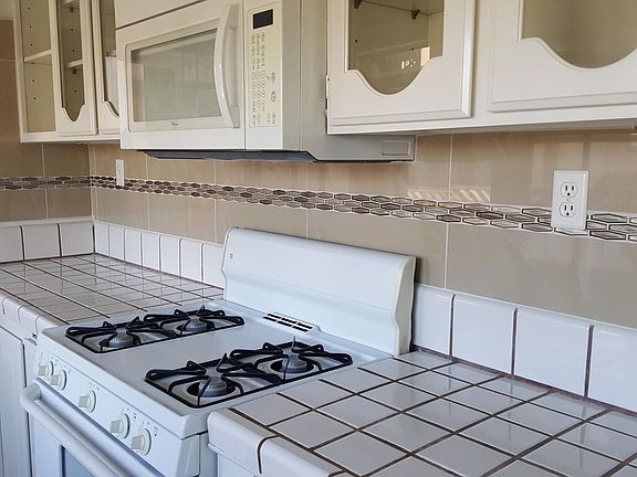 beautiful finishes in kitchen and throughout