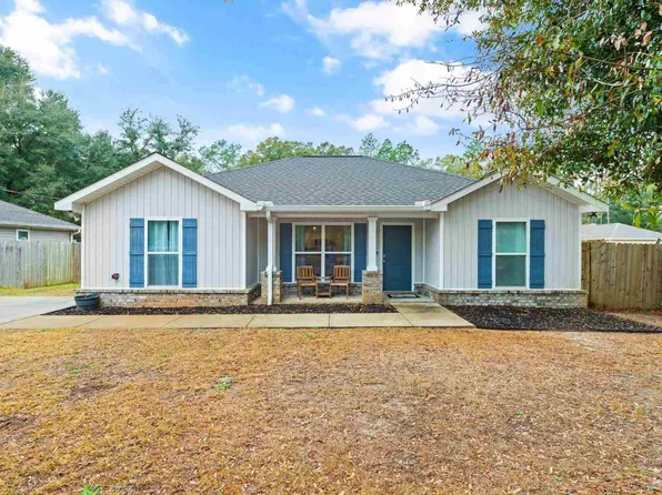 5899 Cedar Tree Dr, Milton, FL 32570
