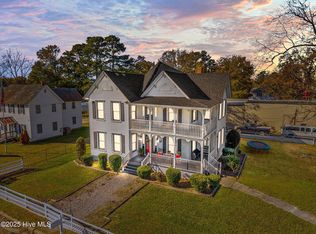 100 S 6th Street, Creswell, NC 27928