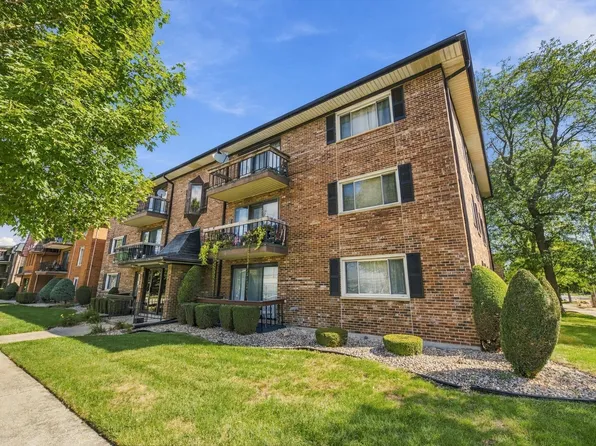 10851 S Keating Ave APT 3B, Oak Lawn, IL 60453