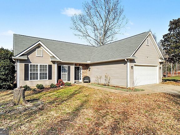 3rd image of 310 Turtle Pointe Dr