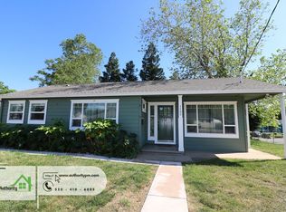 1102 5th St, Redding, CA 96002