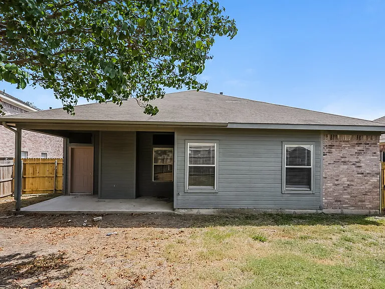 2808 Earle Dr — Photo 16