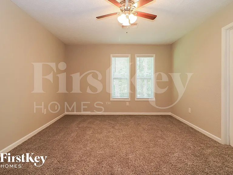 3247 Palomino Dr — Photo 8