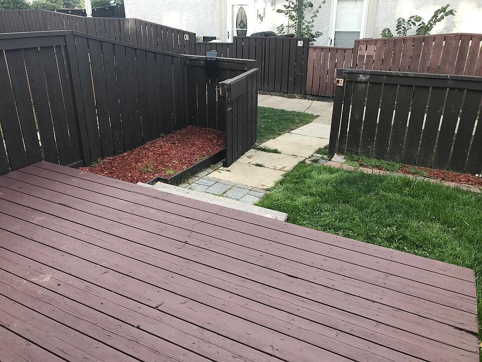02ad_front yard_05192021