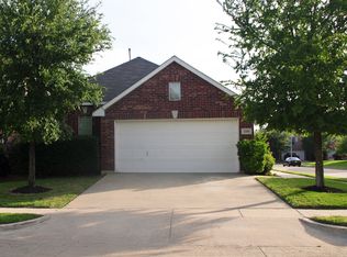 5300 Lily Dr, Fort Worth, TX 76244