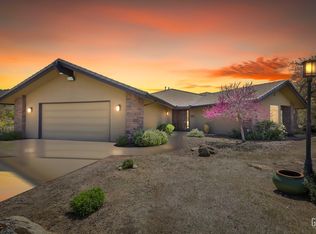 202 Bear Trl, Bakersfield, CA 93308