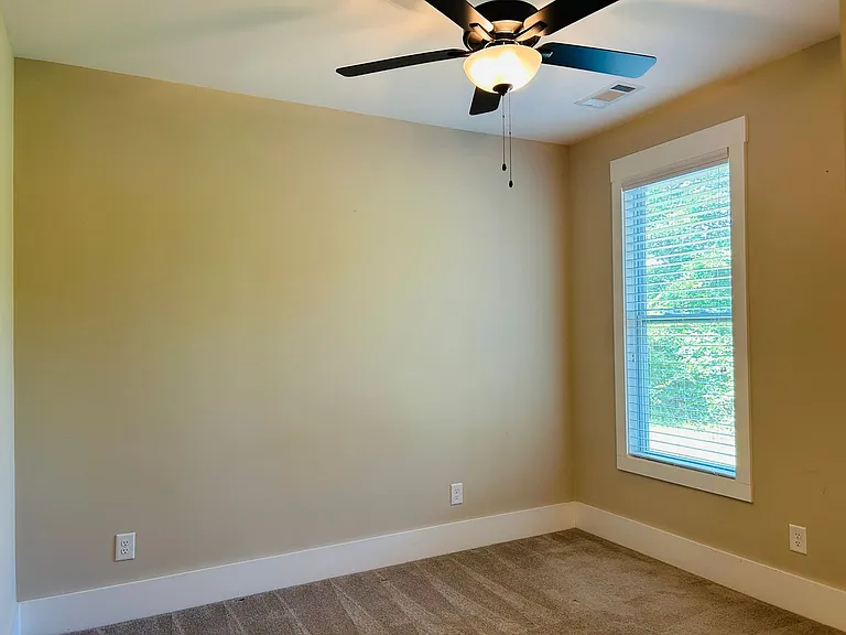 16 Anchor Ct — Photo 40