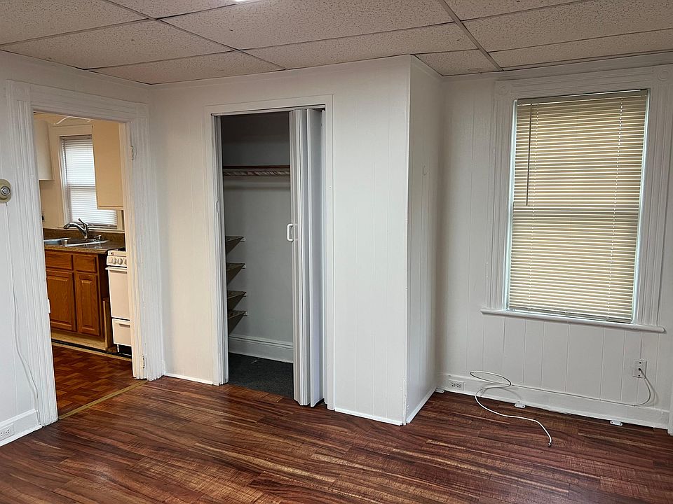 760 Gardiners Ave APT 1, Levittown, NY 11756 Zillow