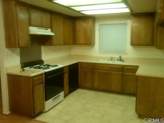 2nd image of 15972 Green Hill Dr