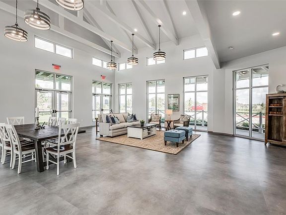 5th image of 4815 Dickens Landing Dr