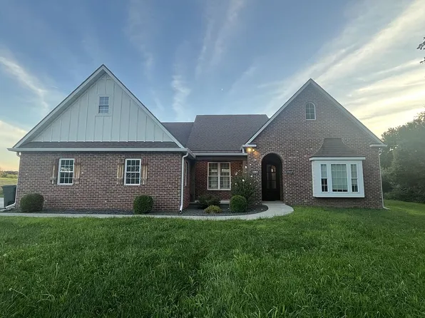 52851 Norwoods Pl, Hannibal, MO 63401