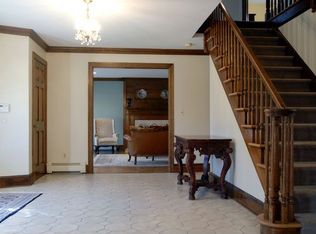 818 Sussex Rd, Franklin Lakes, NJ 07417