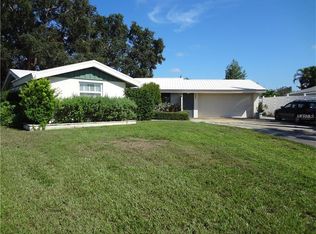 425 Driftwood Rd, Venice, FL 34293
