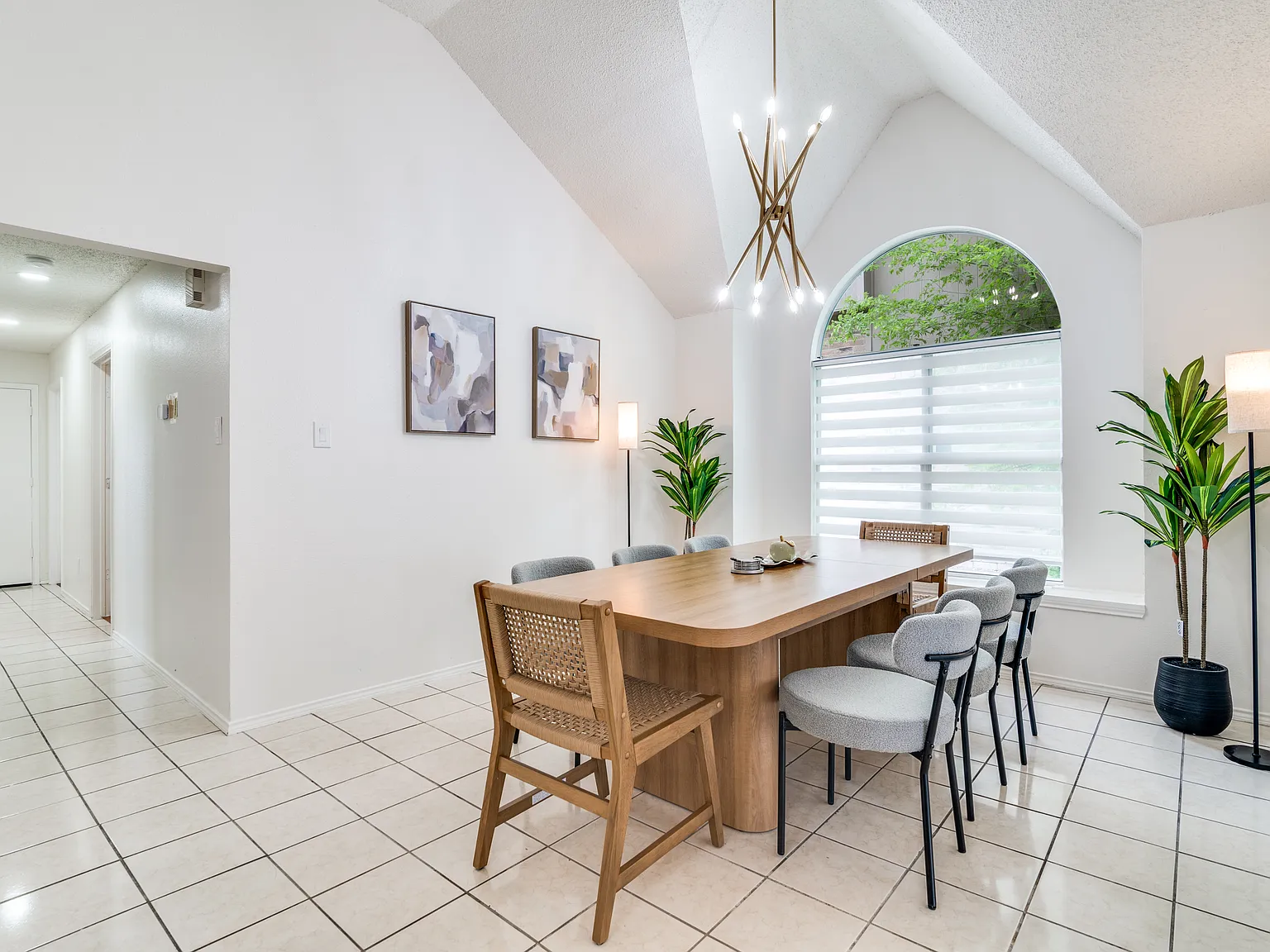 4 bed, 1882 sqft, $4,500 — Photo 4