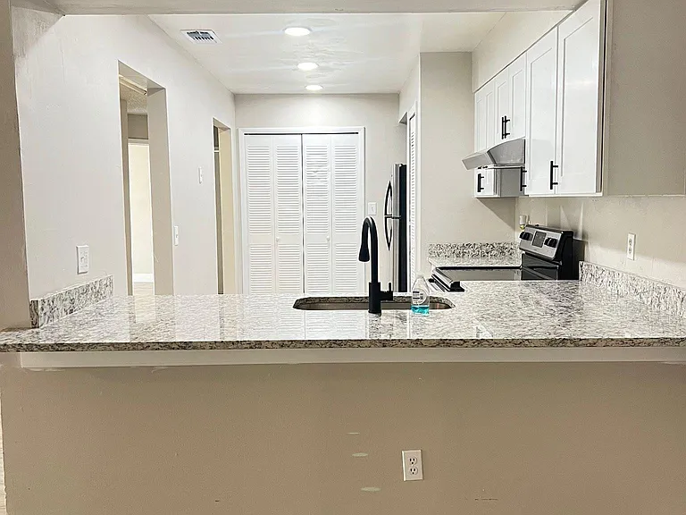 1512 Sophie Blvd — Photo 9