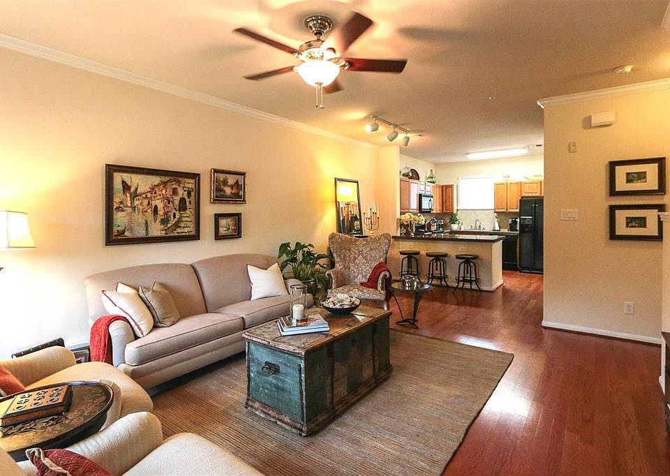 1st image of 12707 Boheme Dr APT 201