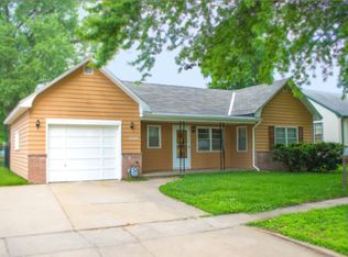 1725 N Maxwell Ave, Fremont, NE 68025