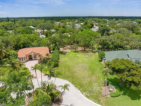 4th image of 276 Sharwood Dr
