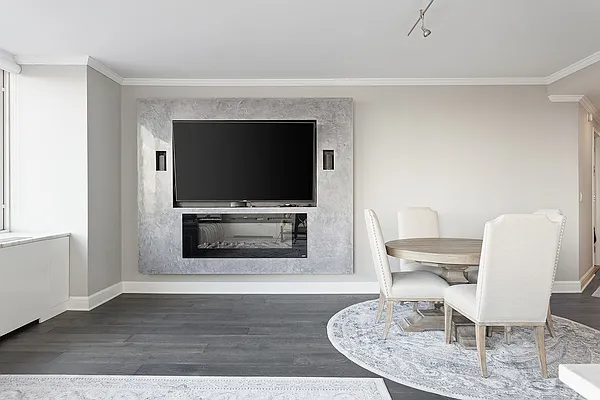 Sold by BLU Real Estate | media 3
