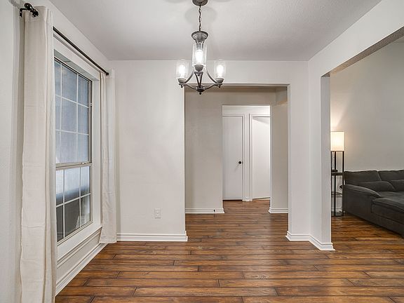 5th image of 636 Cumberland Dr