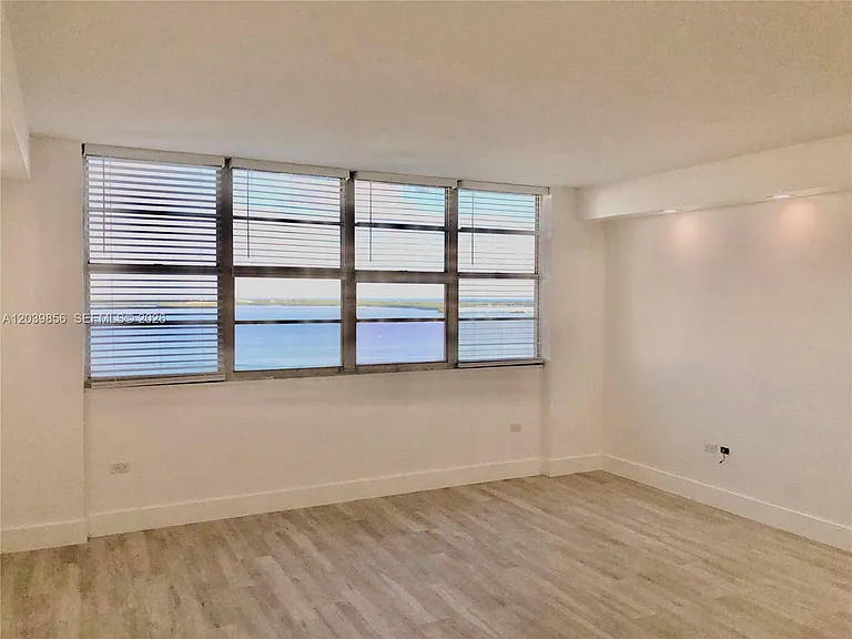 905 Brickell Bay Dr #2029 — Photo 28
