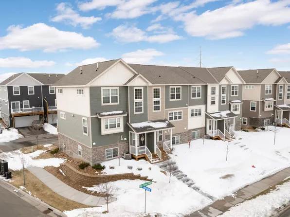 5305 Oak Grove Pkwy N, Brooklyn Park, MN 55443