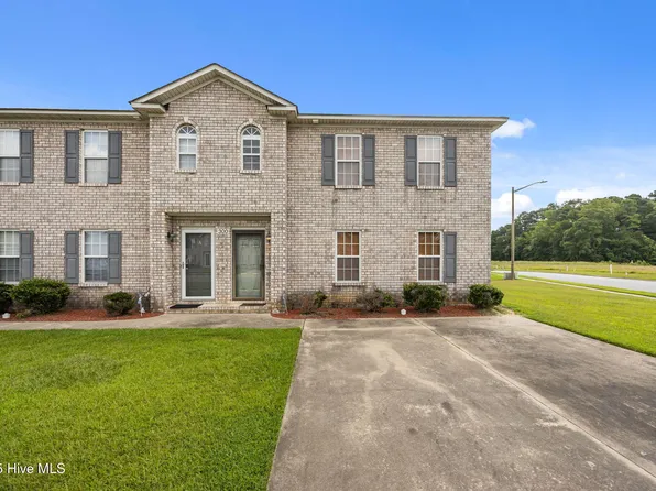 300 South Square Drive #B, Winterville, NC 28590