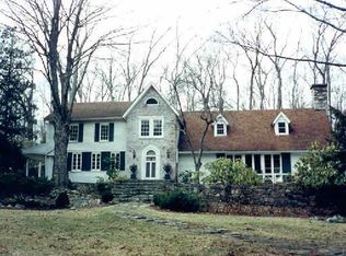 196 Haviland Ct, Stamford, CT 06903